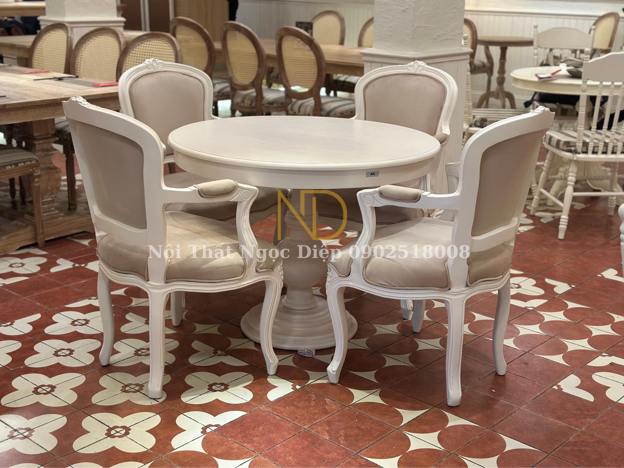 bộ bàn ăn nhỏ gọn cho chung cư Biên Hòa