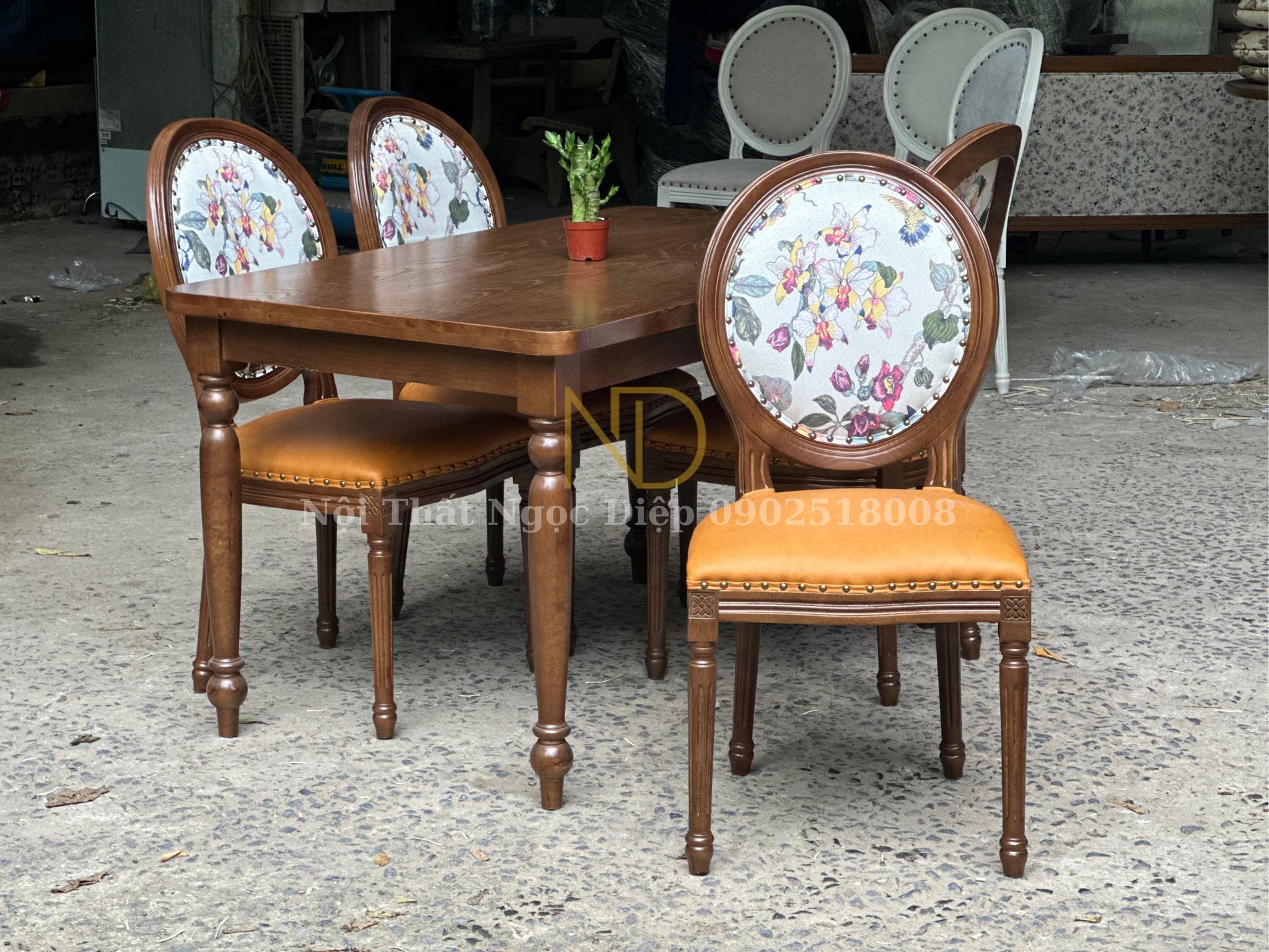 bộ bàn ăn nhỏ gọn cho chung cư Biên Hòa