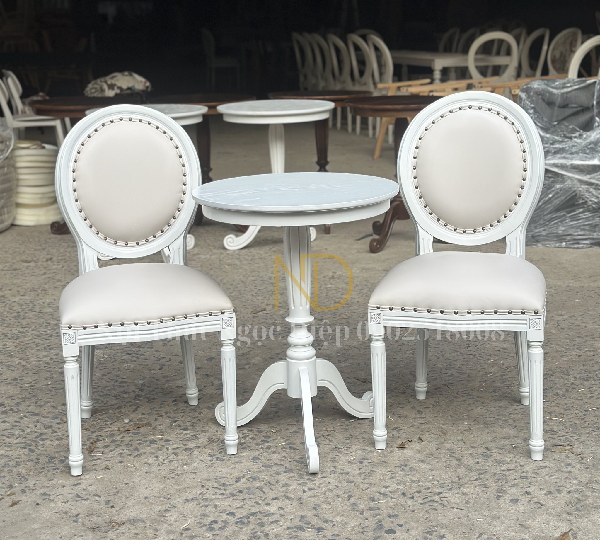 đóng bàn ghế ăn theo yêu cầu tại Đồng Nai